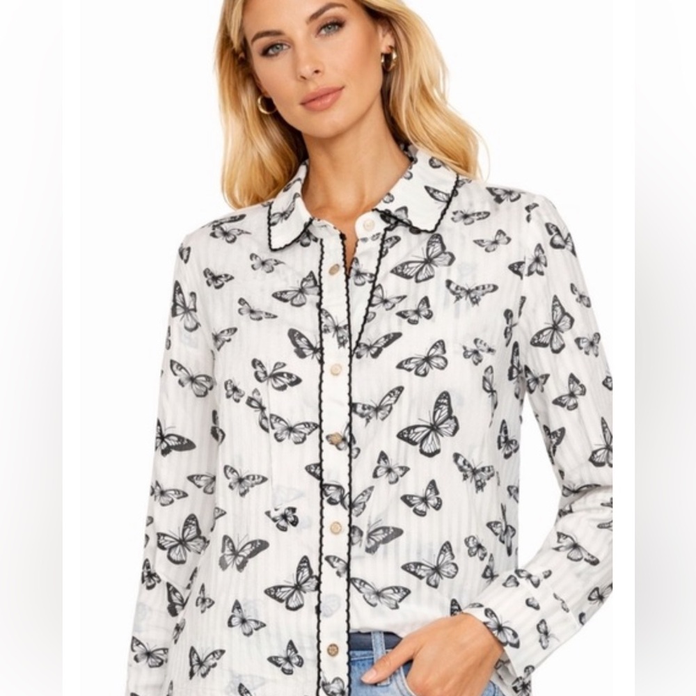 Shannon Ford New York Butterfly Print White Button-Up Women's Top